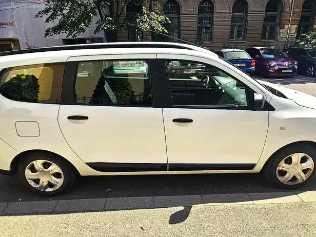 Dacia Lodgy 1.5 dCi 90 CP Ambiance
