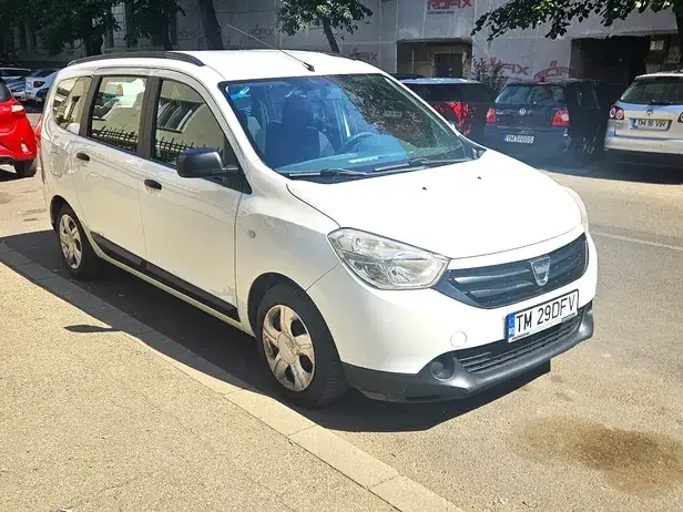 Dacia Lodgy 1.5 dCi 90 CP Ambiance