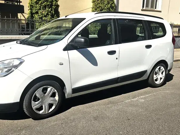 Dacia Lodgy 1.5 dCi 90 CP Ambiance