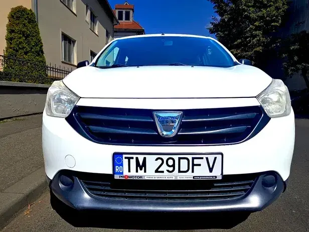 Dacia Lodgy 1.5 dCi 90 CP Ambiance