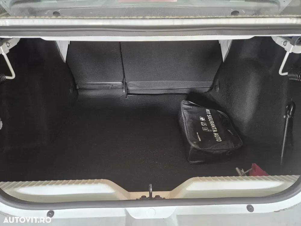 Dacia Logan III ECO-G 100 MT6 Comfort — imagine 5