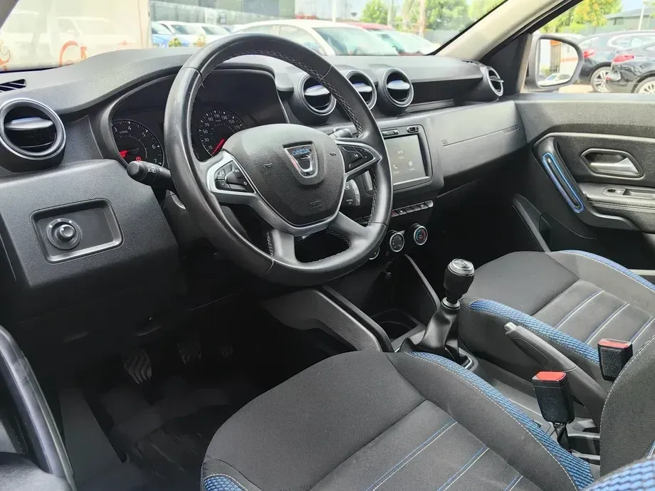 Dacia Duster Blue dCi 115 4WD Prestige — imagine 4