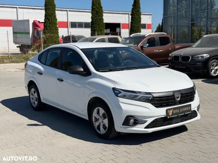Dacia Logan III TCe 90 MT5 Essential