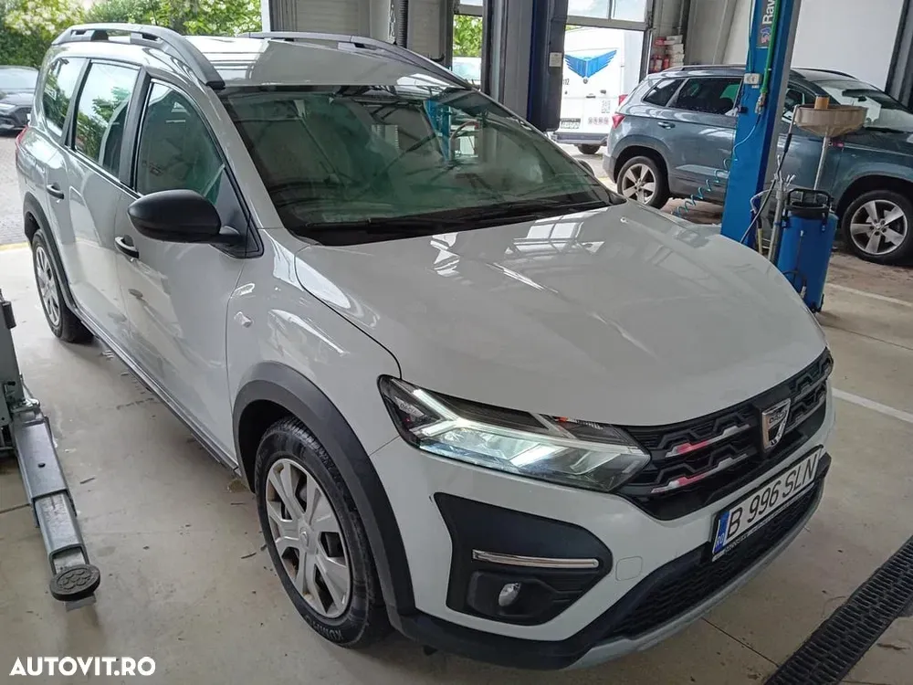 Dacia Jogger 5 locuri TCe 110 Essential — imagine 3