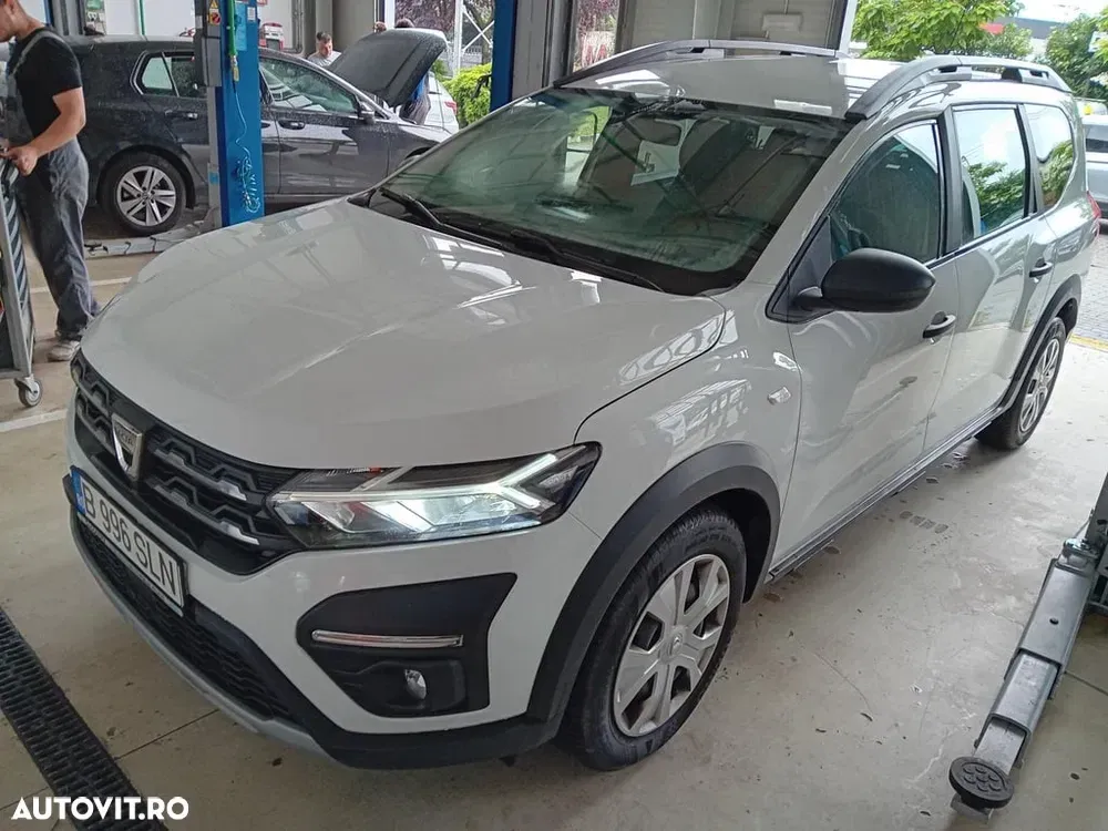 Dacia Jogger 5 locuri TCe 110 Essential — imagine 2