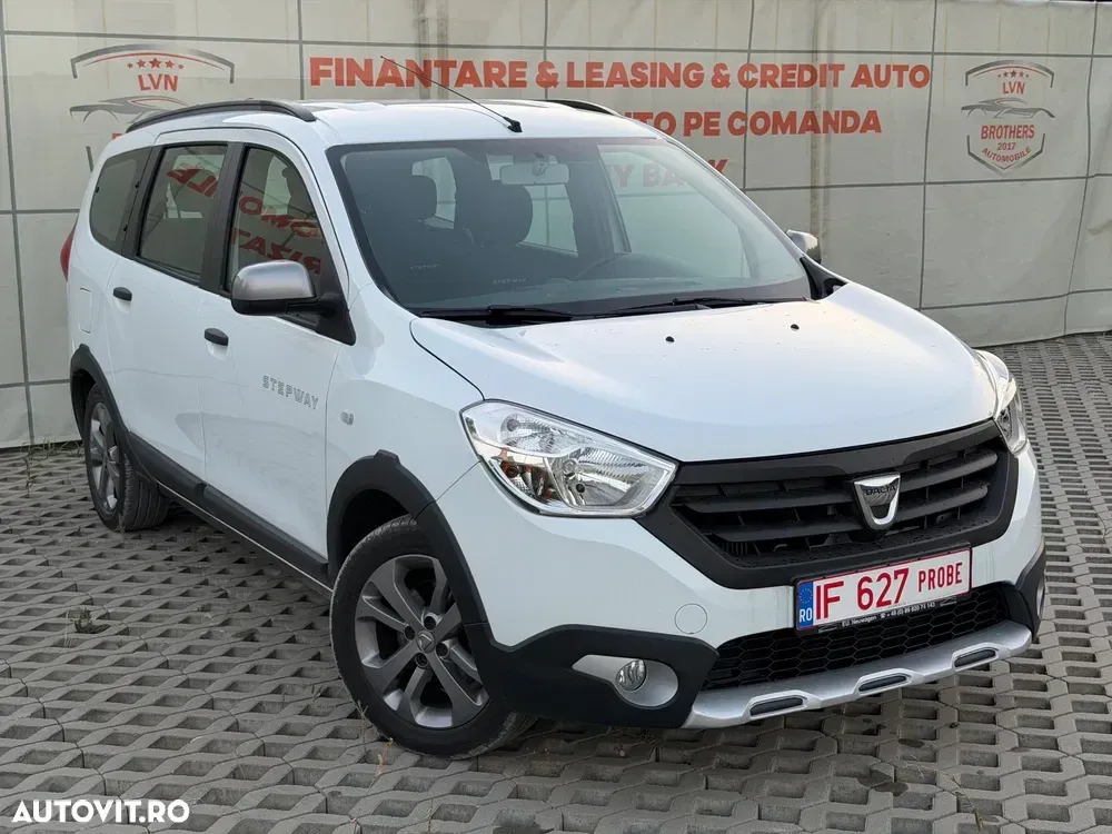 Dacia Lodgy 1.5 dCi 109 CP Stepway — imagine 2
