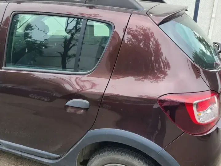 Dacia Sandero II 0.9 Easy-R Stepway