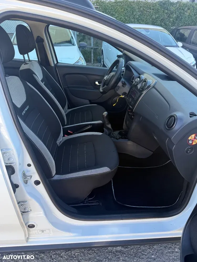 Dacia Sandero 0.9 TCe Ambiance — imagine 6