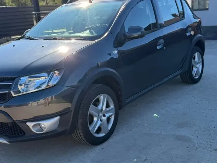 Dacia Sandero II TCe 90 S&S Laureate