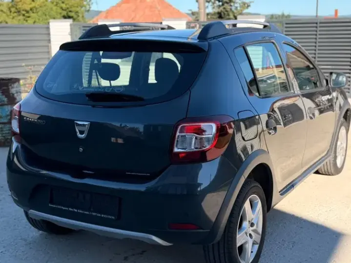 Dacia Sandero II TCe 90 S&S Laureate
