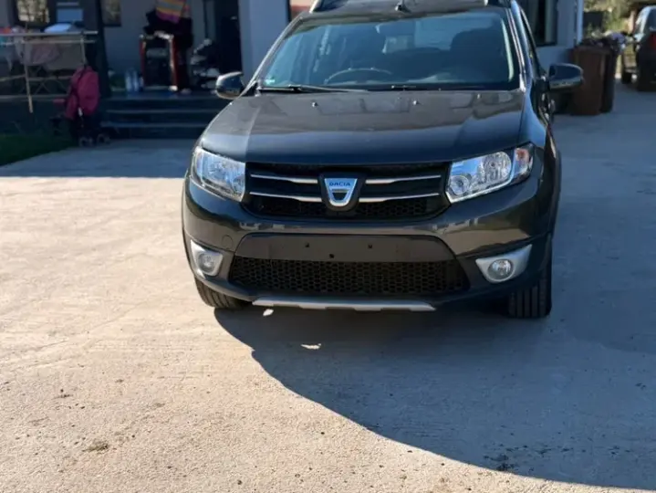 Dacia Sandero II TCe 90 S&S Laureate