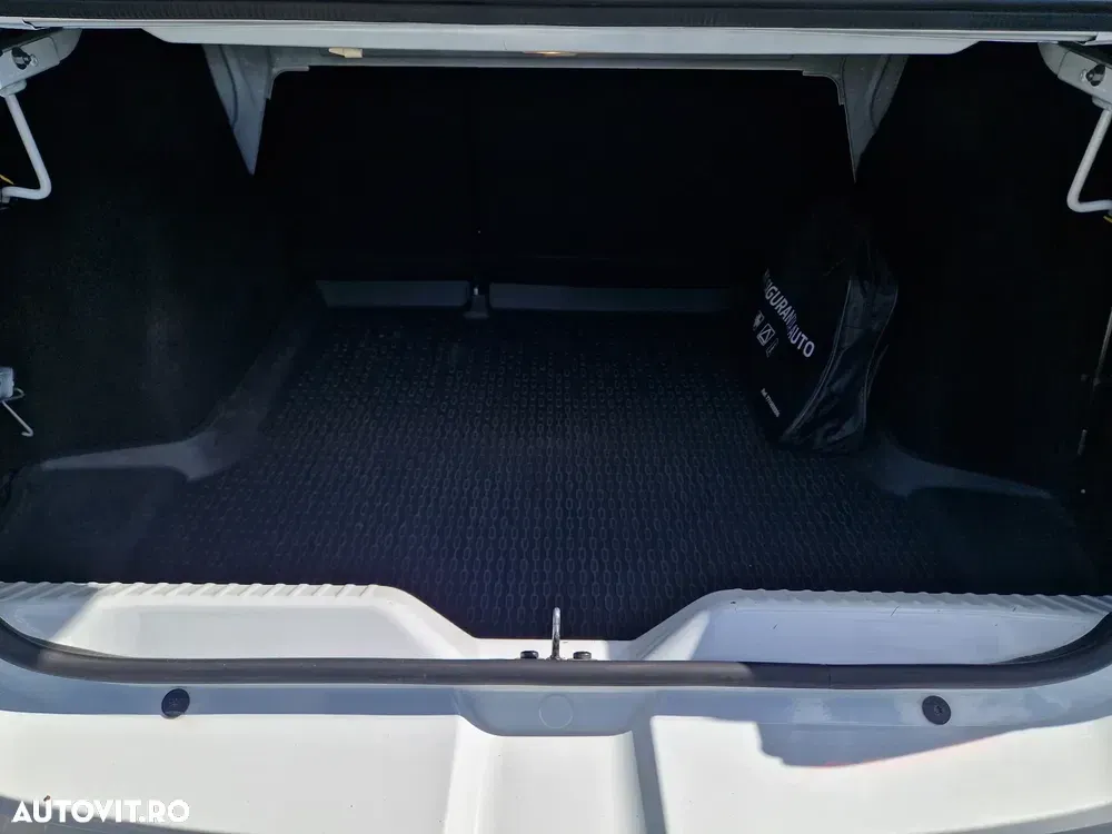 Dacia Logan ECO-G 100 MT5 Expression — imagine 5
