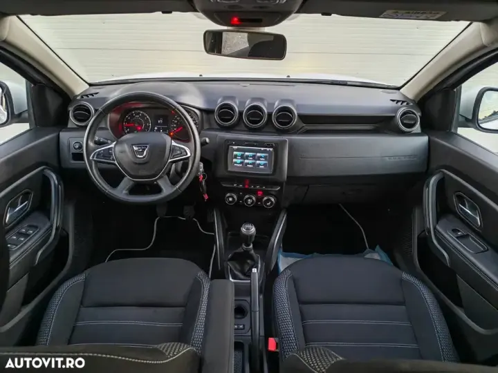 Dacia Duster 1.6 SCe Prestige jante 17"