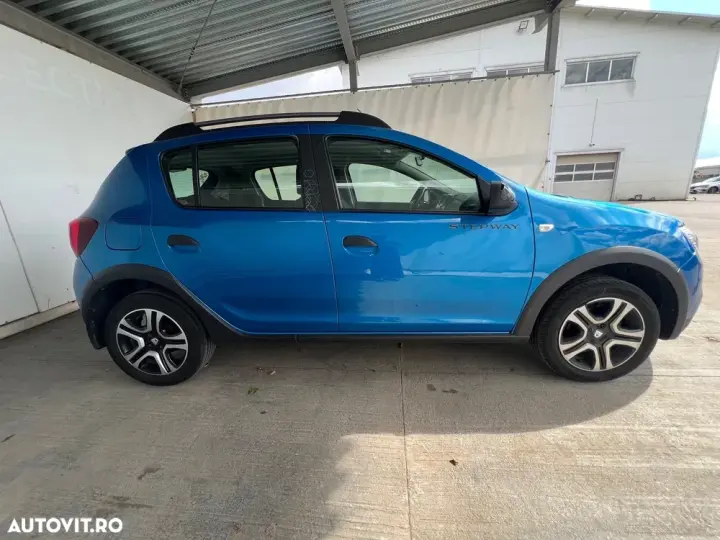 Dacia Sandero Stepway III TCe 90 MT6 Comfort