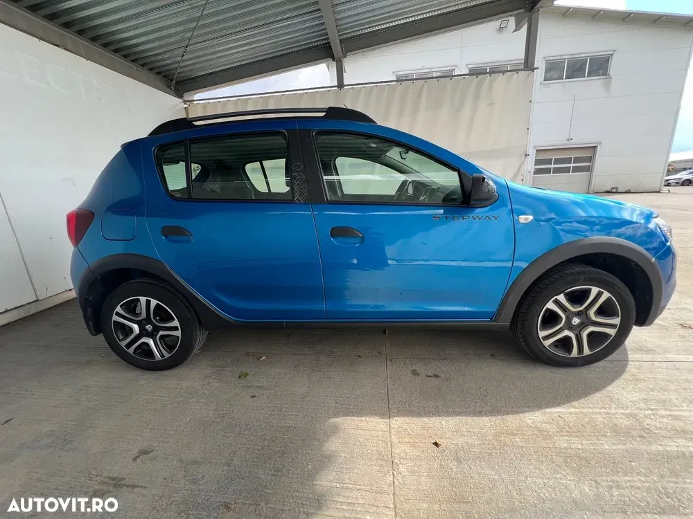 Dacia Sandero Stepway III TCe 90 MT6 Comfort — imagine 4