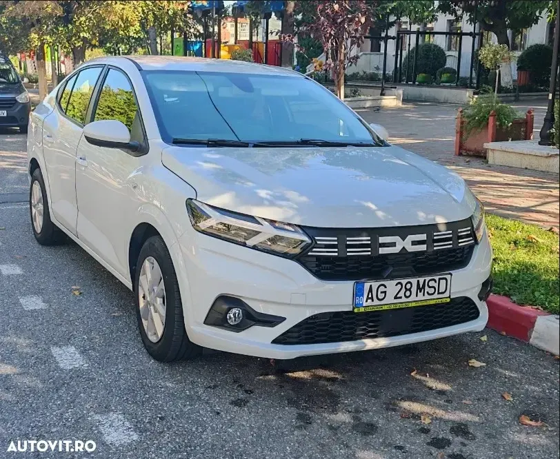Dacia Logan III TCe 90 MT6 Expression — imagine 3
