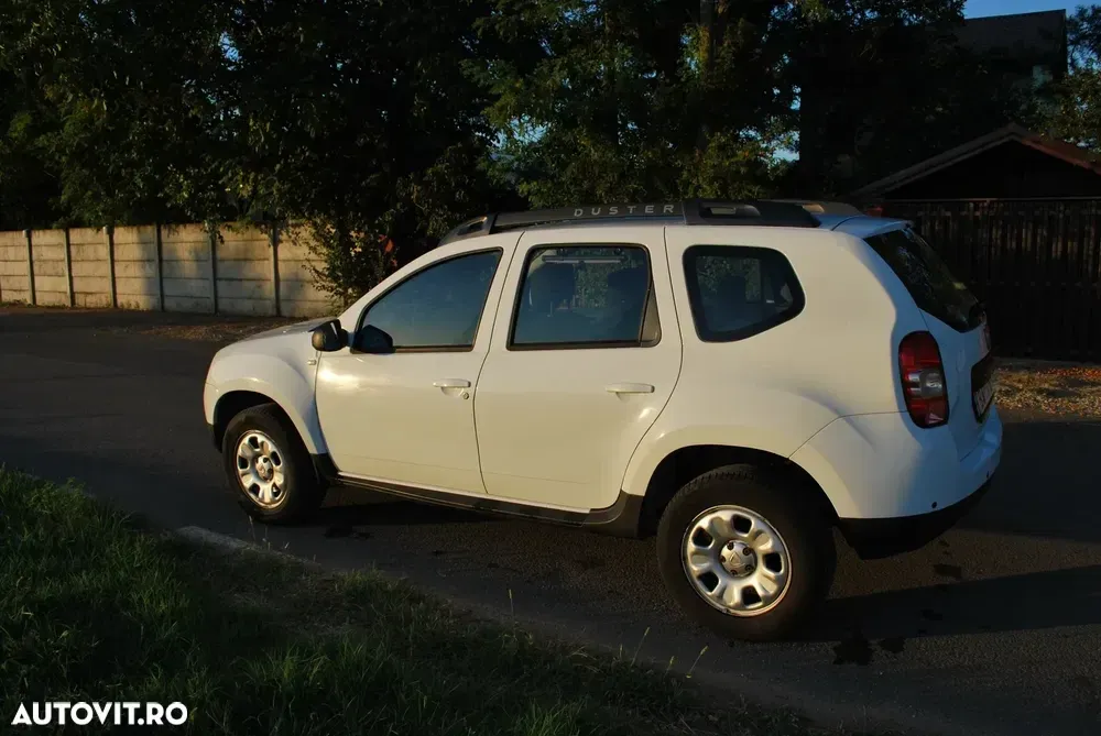 Dacia Duster 1.5 dCi 4x4 Laureate — imagine 5