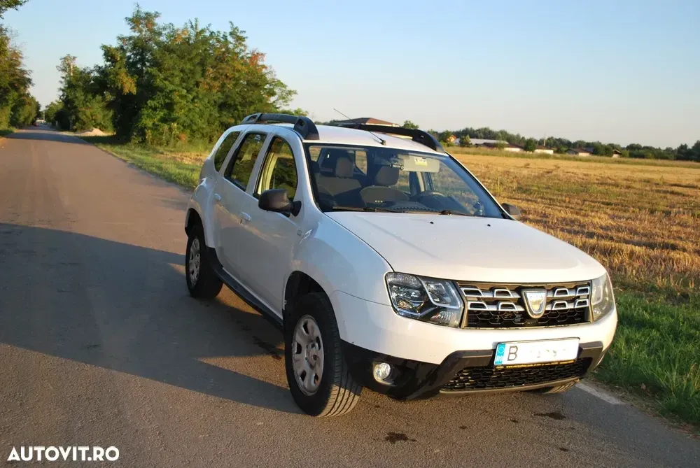Dacia Duster 1.5 dCi 4x4 Laureate — imagine 2