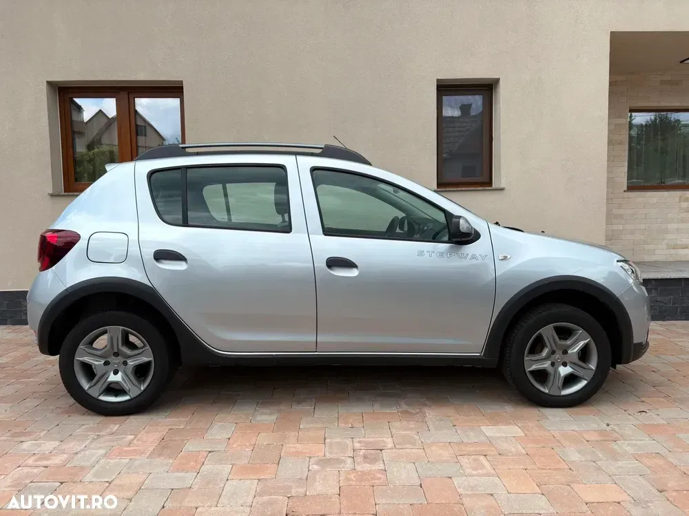 Dacia Sandero Stepway 0.9 TCe SL Techroad — imagine 2