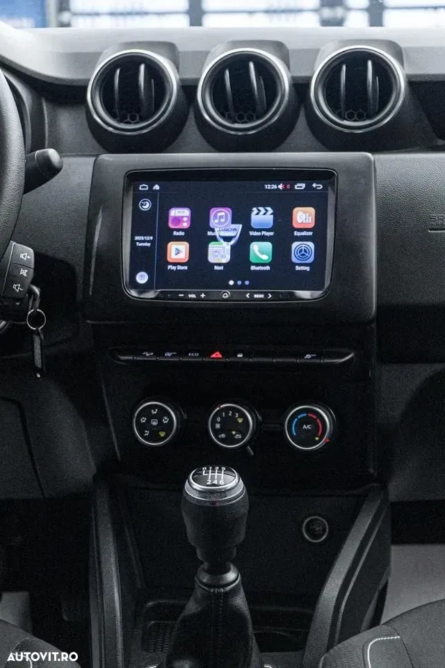 Dacia Duster 1.5 Blue dCi 4WD Comfort — imagine 4