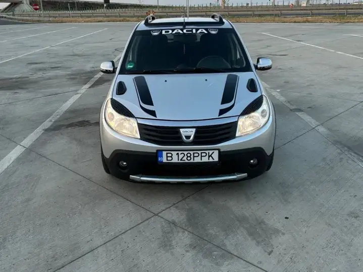 Dacia Sandero I 1.6 MPI Laureate