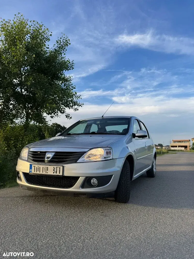 Dacia Logan I 1.6 16V Laureate — imagine 2