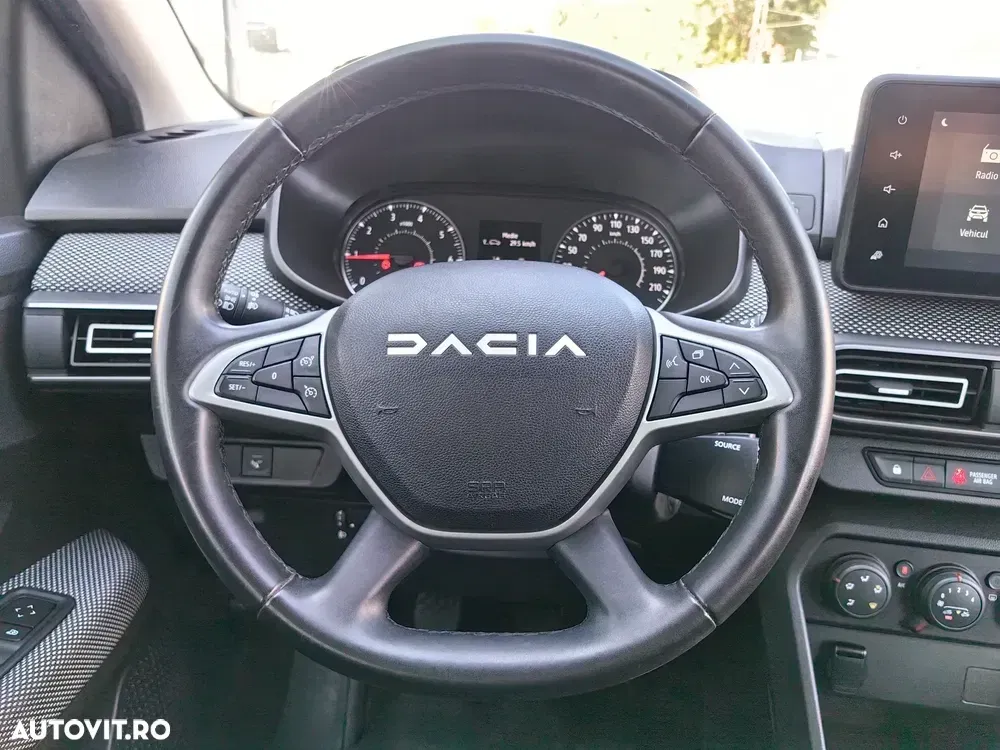 Dacia Logan TCe 90 MT6 Prestige — imagine 4