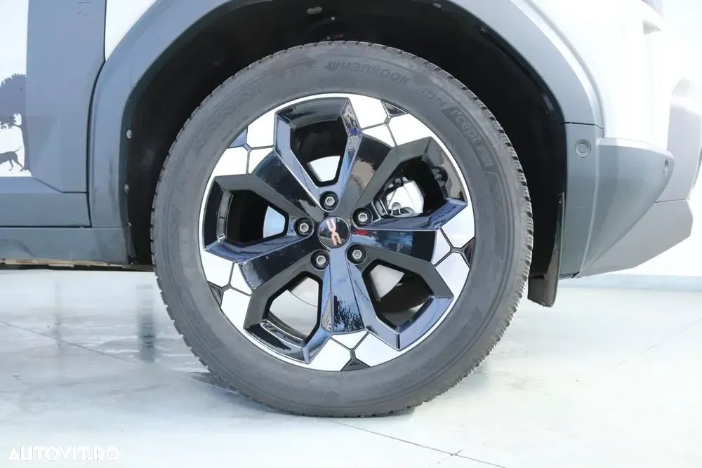 Dacia Duster III HEV 155 Extreme — imagine 6