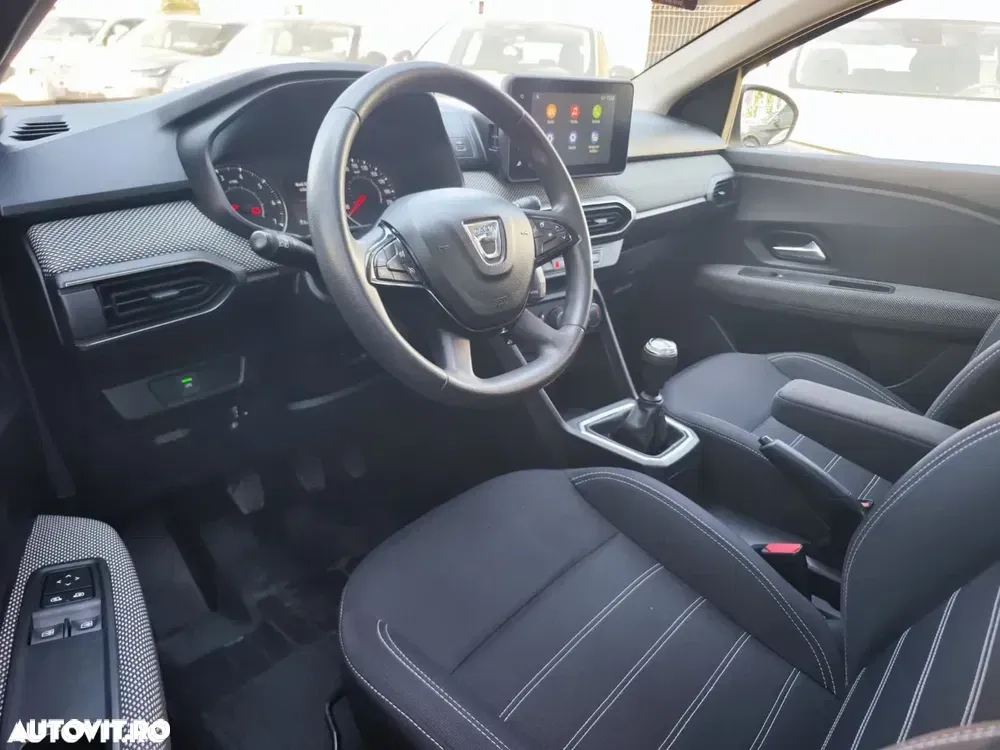 Dacia Logan TCe 90 MT6 Prestige — imagine 5