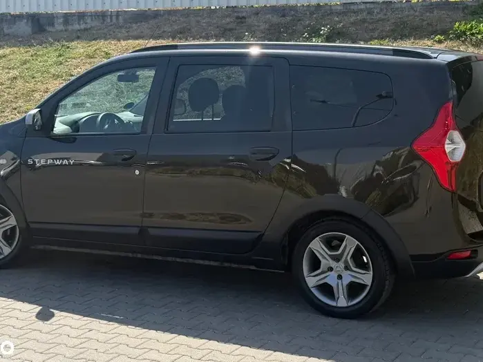 Dacia Lodgy 1.5 Blue dCi Stepway