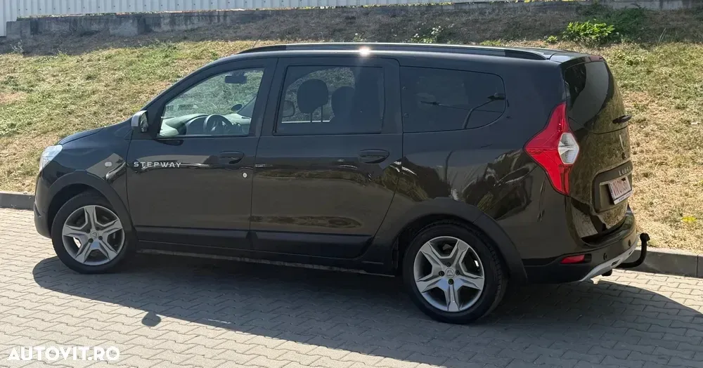 Dacia Lodgy 1.5 Blue dCi Stepway — imagine 4