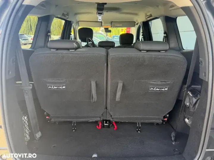 Dacia Lodgy 1.5 Blue dCi Stepway