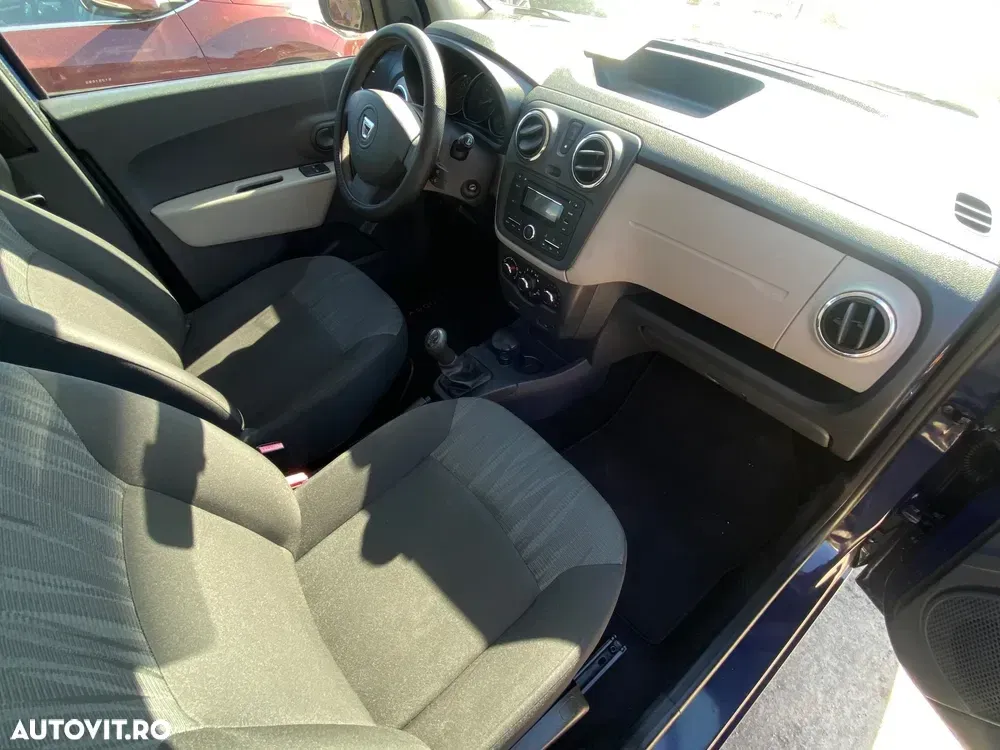 Dacia Lodgy 1.5 dCi 90 CP Laureate — imagine 2