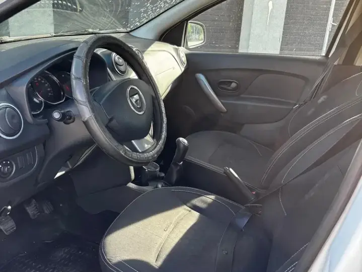 Dacia Logan II 1.2 Laureate