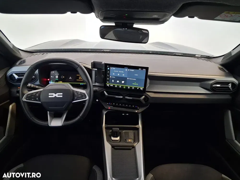 Dacia Bigster HEV 155 Journey — imagine 3