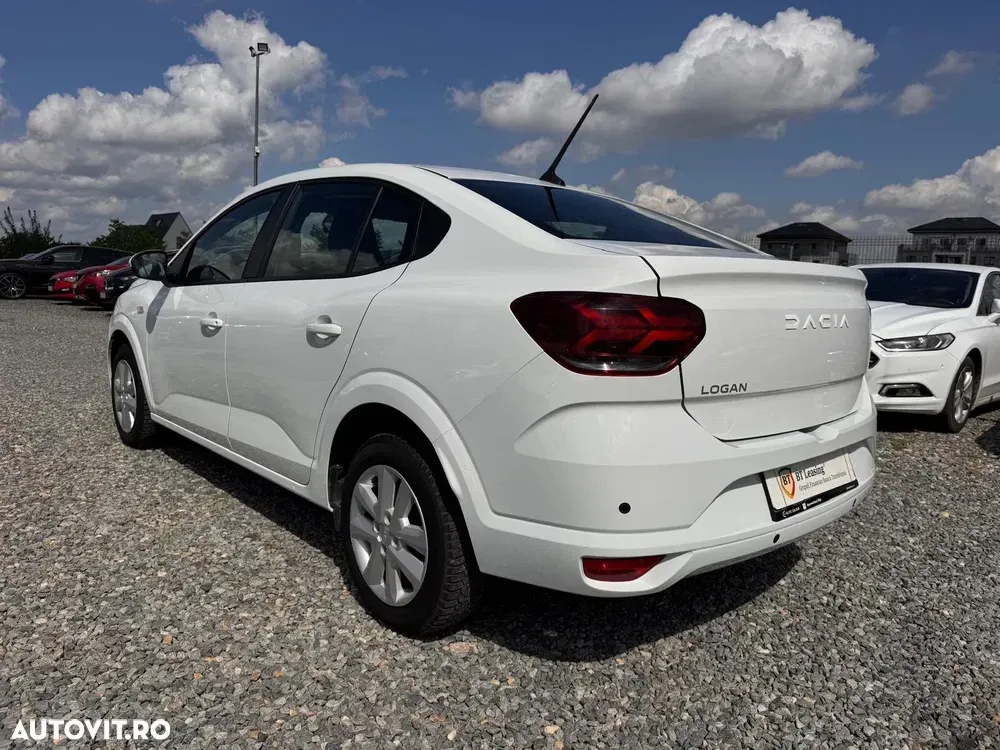Dacia Logan TCe 90 MT6 Expression — imagine 4