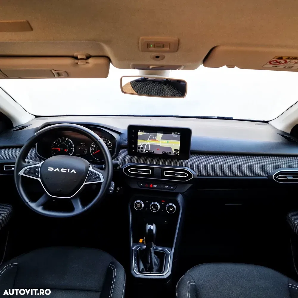 Dacia Logan III TCe 90 CVT Prestige — imagine 3