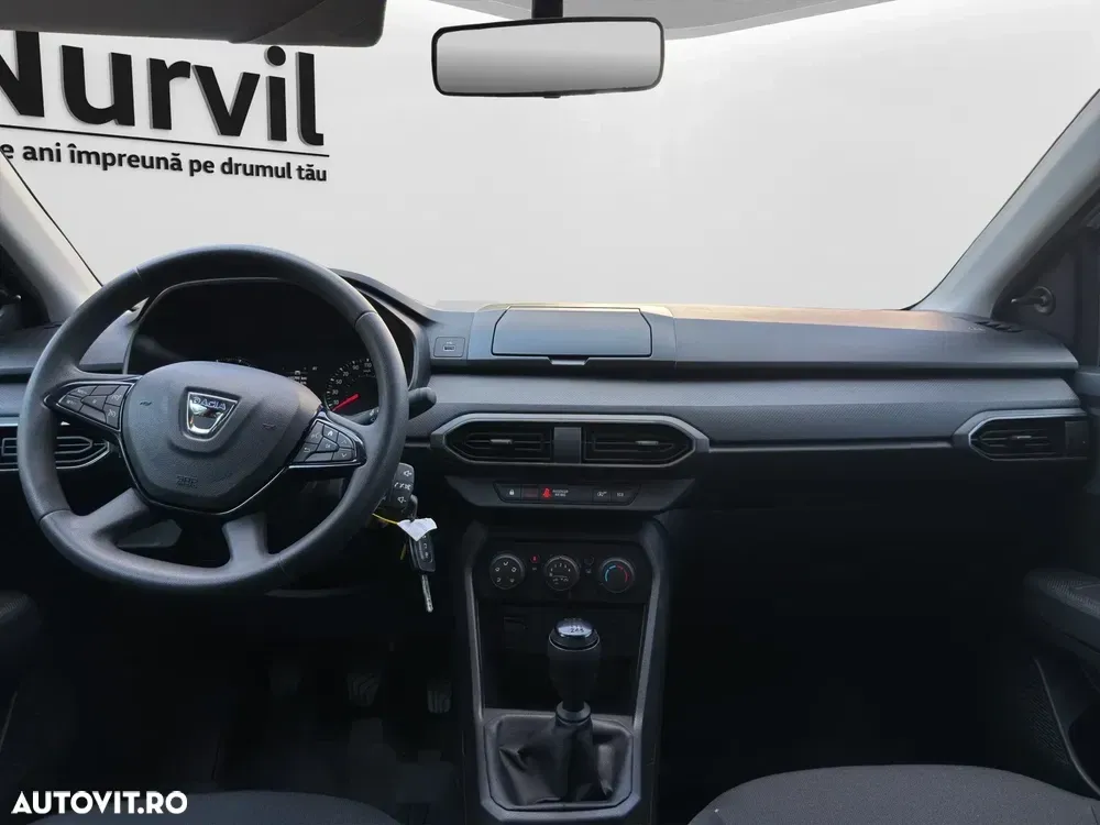 Dacia Logan TCe 90 Essential — imagine 5