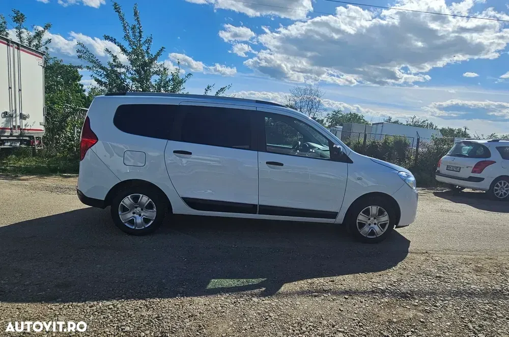 Dacia Lodgy 1.5 Blue dCi Laureate — imagine 4