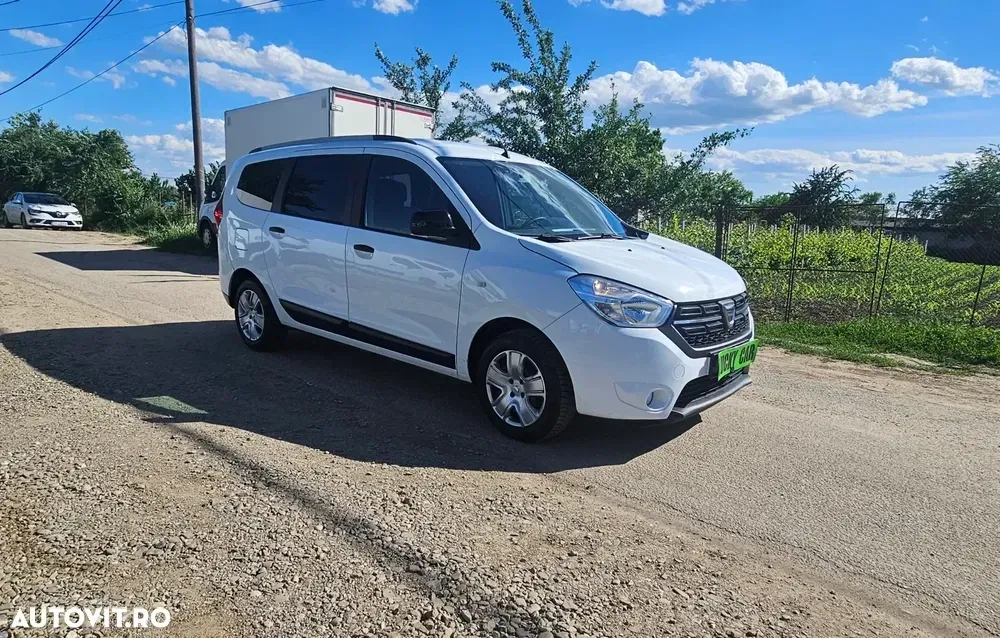 Dacia Lodgy 1.5 Blue dCi Laureate — imagine 3