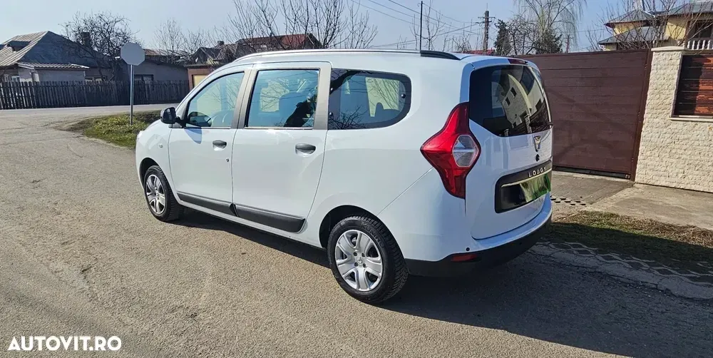 Dacia Lodgy 1.5 Blue dCi Laureate — imagine 6