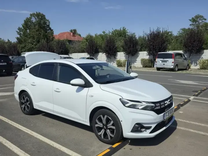 Dacia Logan III ECO-G 100 MT6 Prestige