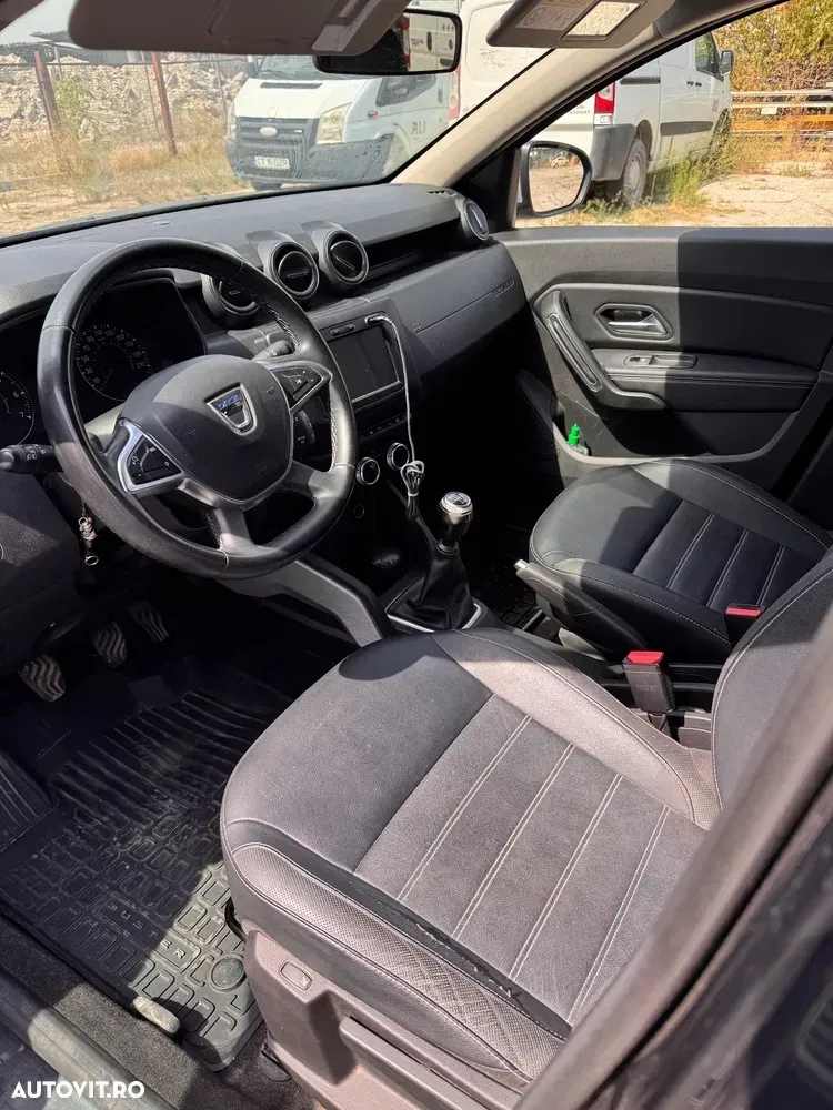 Dacia Duster 1.5 Blue dCi 4WD Prestige jante 17" — imagine 5