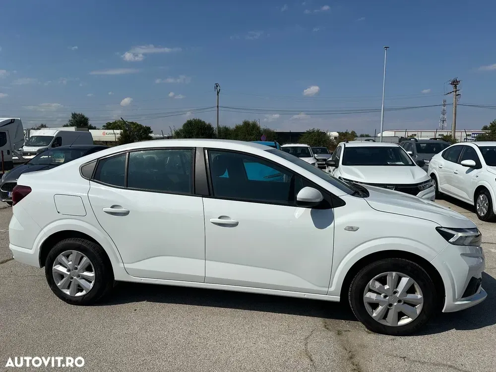 Dacia Logan III TCe 90 MT6 Expression — imagine 4