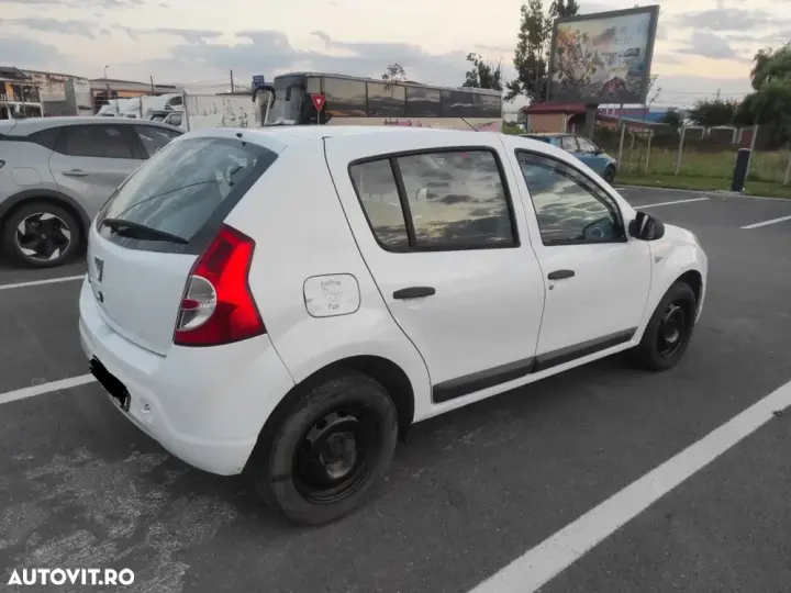 Dacia Sandero I 1.2 75CP Acces