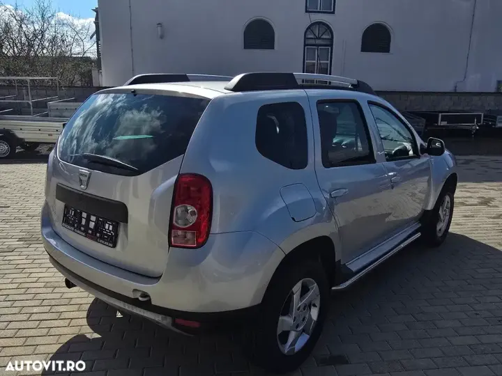 Dacia Duster I 1.6 16V 4x2 Essentiel