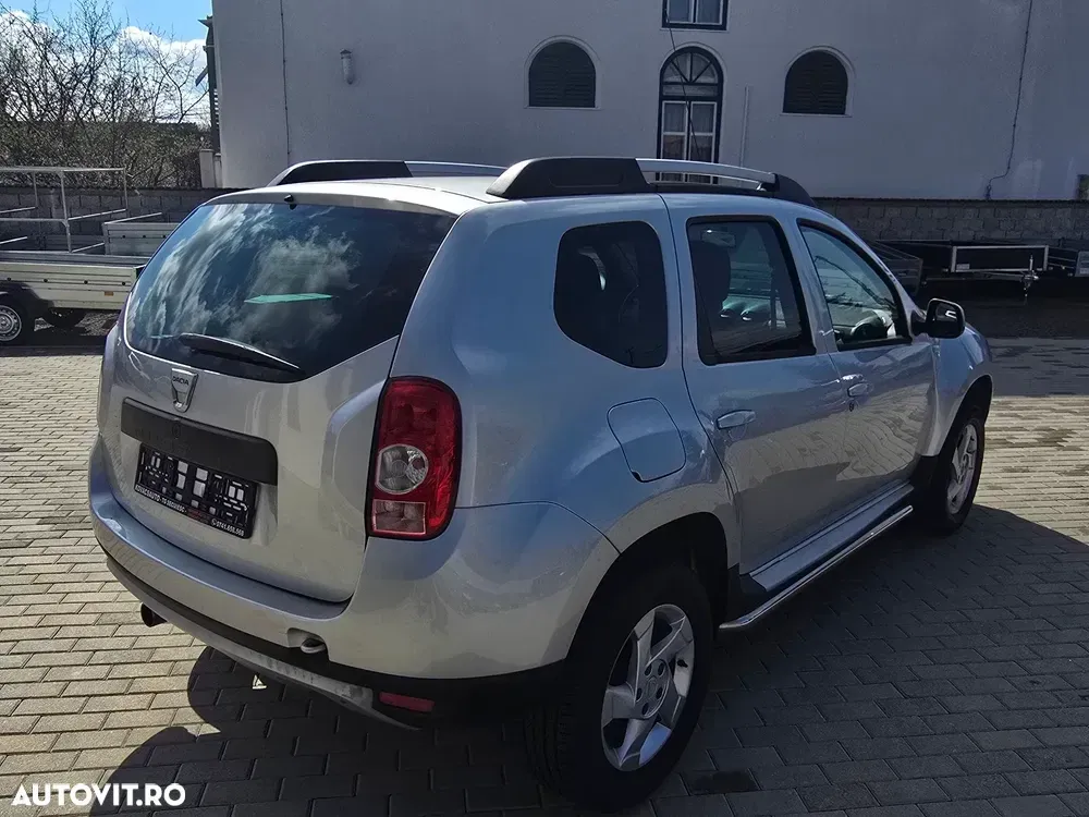 Dacia Duster I 1.6 16V 4x2 Essentiel — imagine 4