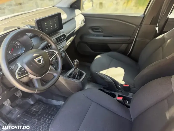 Dacia Logan III TCe 90 MT6 Prestige