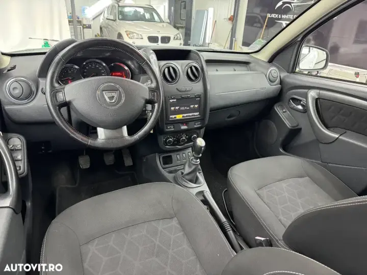 Dacia Duster I