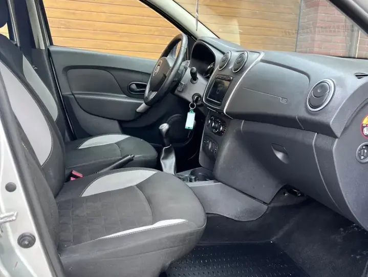 Dacia Sandero 1.5 90CP Stepway